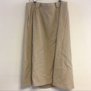 🌼 Wool Midi-Skirt with Pockets